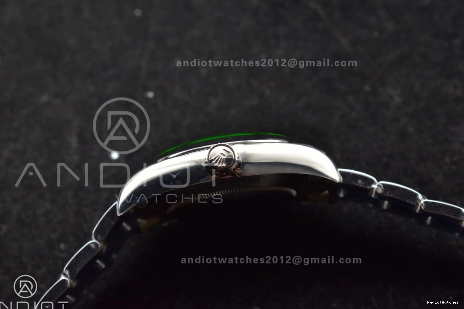 on SS Dial 914 1:1 GV VSF OdorResistant 904L Sapphire Black Edition Bracelet SS SA Milgauss Best Real Green 904L 116400 0511